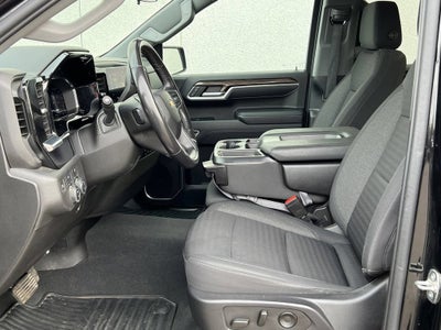 2022 Chevrolet Silverado 1500 LT (2FL)