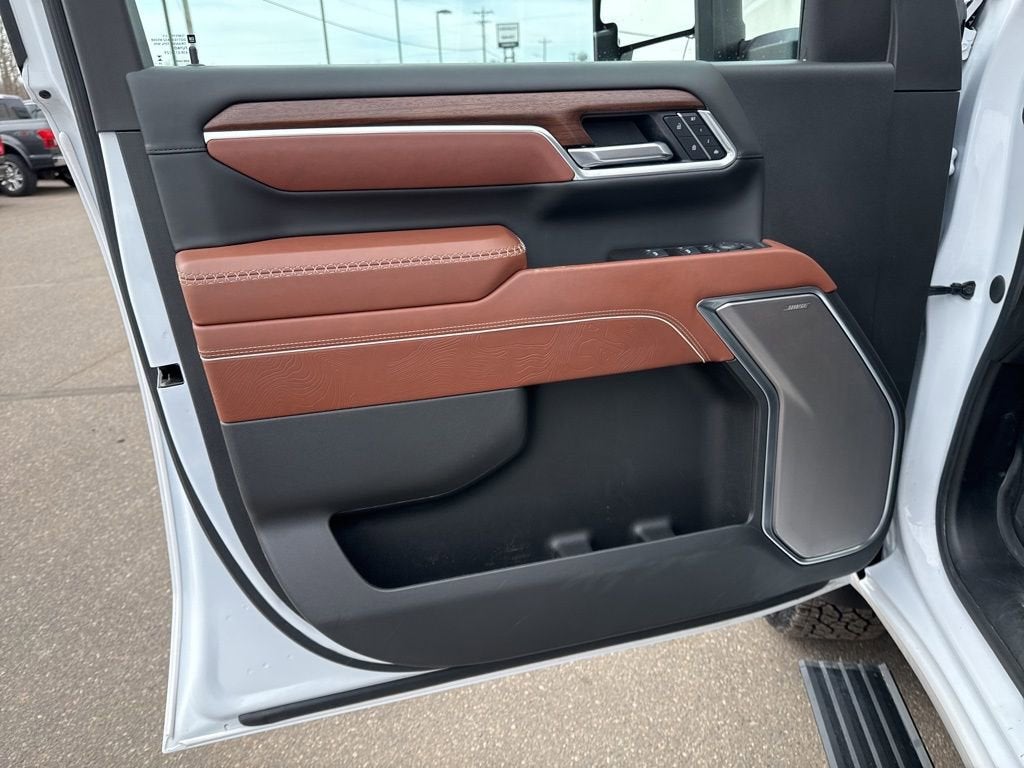 2025 GMC Sierra 3500 HD Denali Ultimate