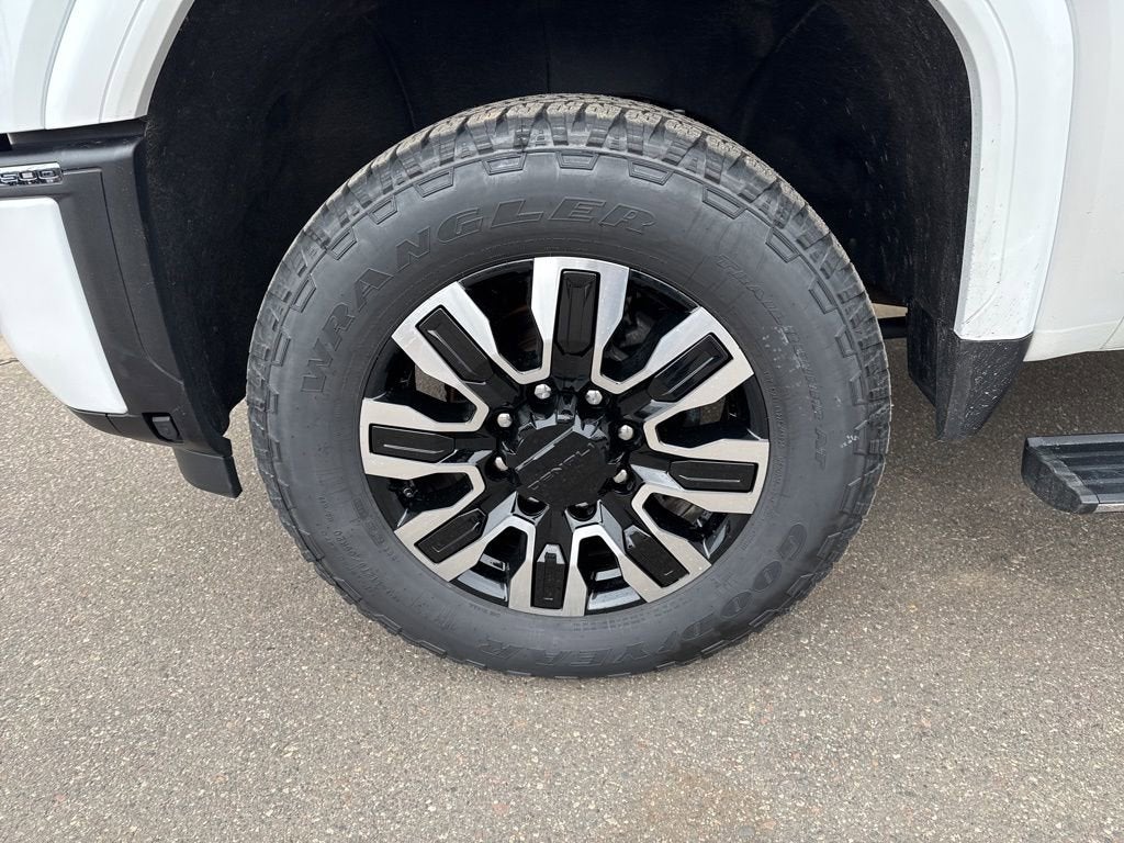 2025 GMC Sierra 3500 HD Denali Ultimate