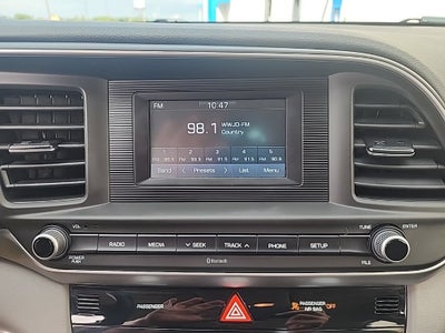 2020 Hyundai Elantra SE