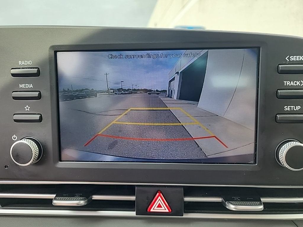 2021 Hyundai Elantra SE